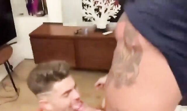 Dad Has Candy For u voyeur?spycam?spycam?voyeur Billy Essex And Dean young