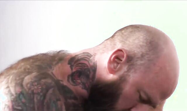 Muscle faggot heads for rock-hard stuffing HD