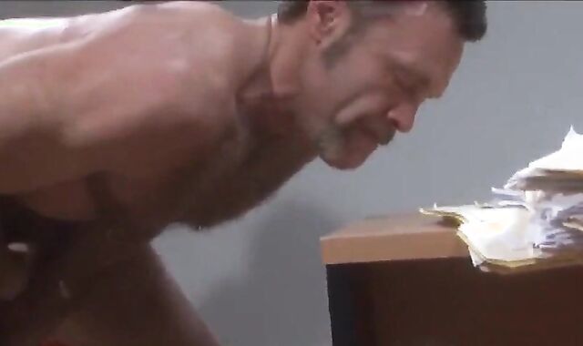 Dad Suit bonks Delivery twink