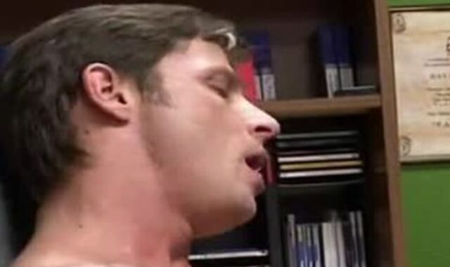 Ben Archer,voyeur DAD's office desire take up with the tongue deep-throat smooch father pummel