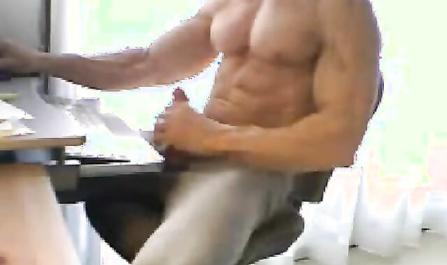 MY MUSCLE DAD JACKING