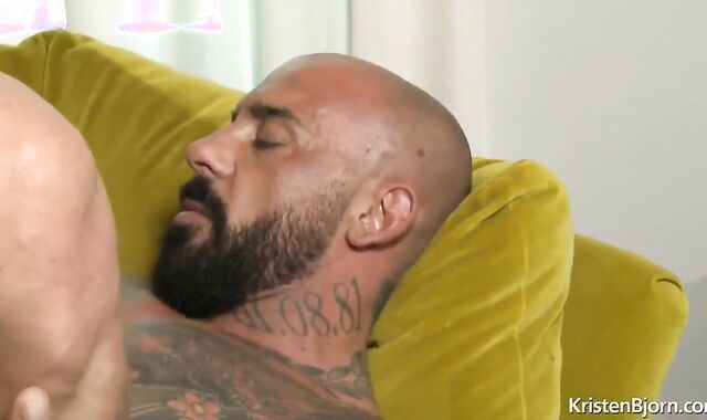 wild Beefy Father fucks stud