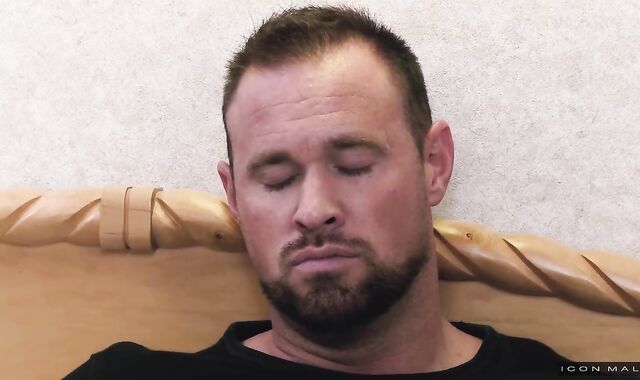 Icon Masculine:spycam Jaxton Wheeler petting ample lollipop