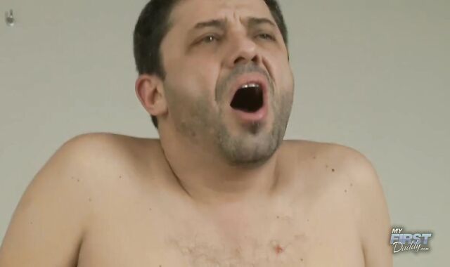 Heterosexual phat prick Father Showcases Elastic Bottom How To tear up