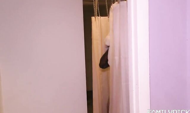 FD voyeur-spycam parent And Son-in-law Exercise