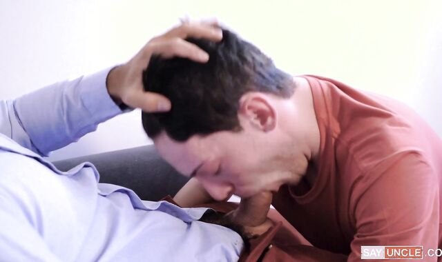 Lad Trade:spycam Hairy man Jake Nobello pulverized by Markus Kage