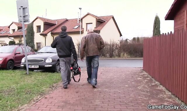 This Dilf Has To Seduce The Van Mechanic