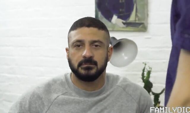 teenager Hypnotizes His daddy