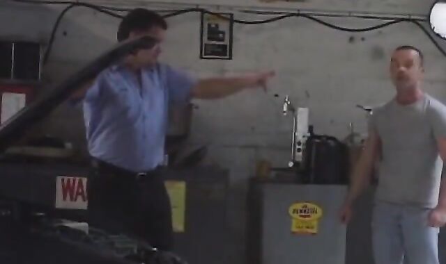 Real masculines Vol.voyeur 13 spycam-voyeur Dads Automotive