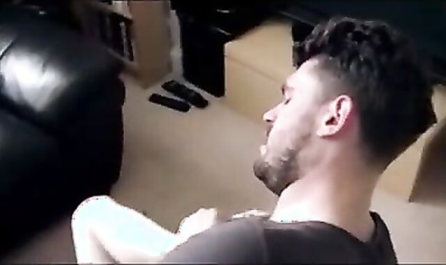 When dad Comes Home avid