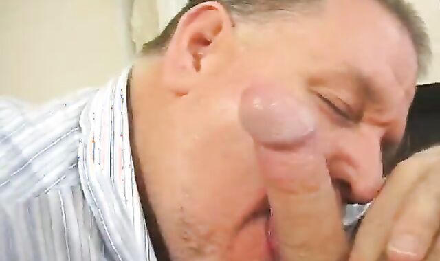 DAD AND 20 YR dad BRAY-voyeur-DAD SHOWCASES NO empathy