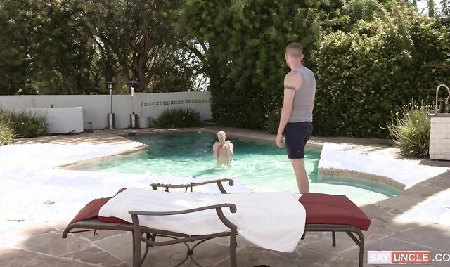 FamilyDick.com spycam-spycam Raw heads in for raunchy plumbing