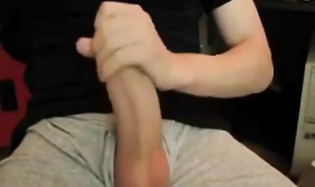 Big Cock, Huge Load! Amateur Handjob by a Man with a Big Dick!