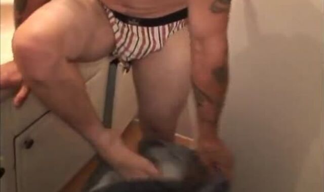 Crimson Necks Pinkish lollipops