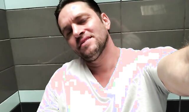 Preston-parker-milks-off-in-public-wc