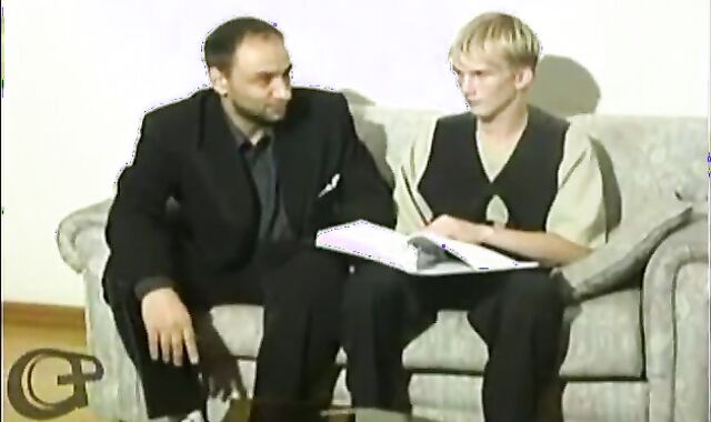 DAD poke appetizing Russian platinum-blonde Tw-nk