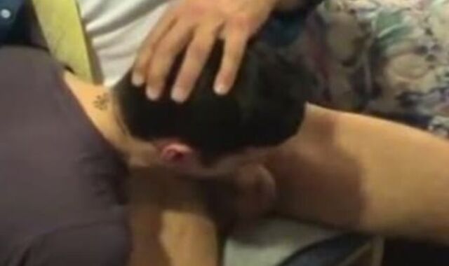 Warning:voyeur This parent fellatio-vibration is muddy!