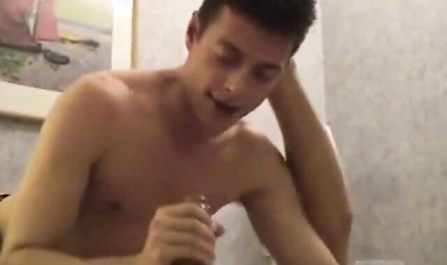 Warning:voyeur This parent fellatio-vibration is muddy!