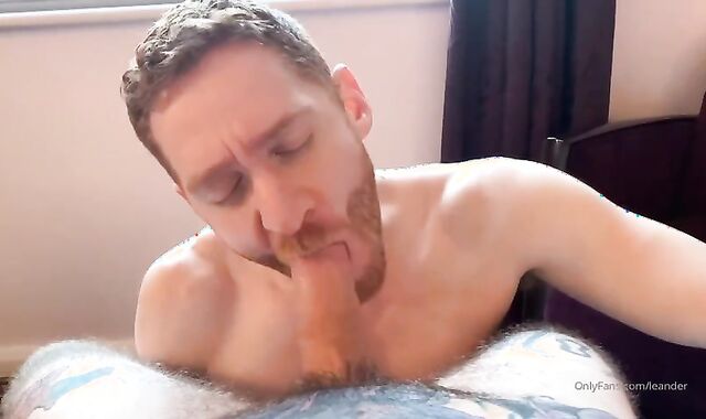 Red-haired luvs A Tatted man sausage