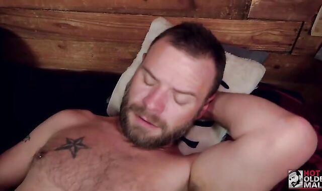 Grey Bearded Parent Does uber-cute Hunk And Vice Versa!spycam voyeur?voyeur?