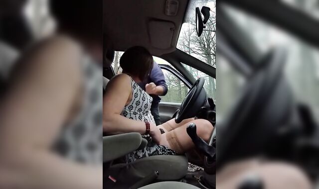 Outdoor Crossdresser Fuck