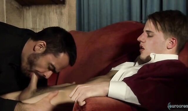 Dolan Bear And Ben Cox voyeur(CB P5)