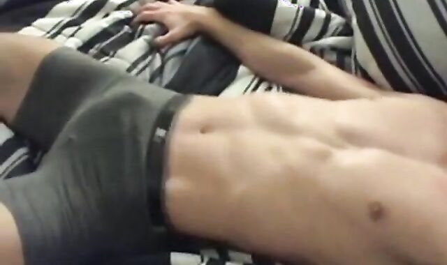 Masturbando sem as mãos - Gozando sem tocar no pau