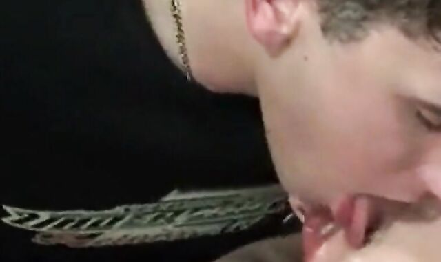 Cum Kissing Amateur Bukkake Boys