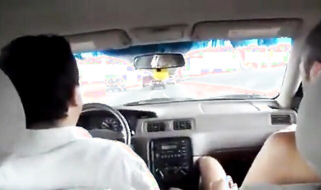 Old-Young Blowjob in a Taxi 2