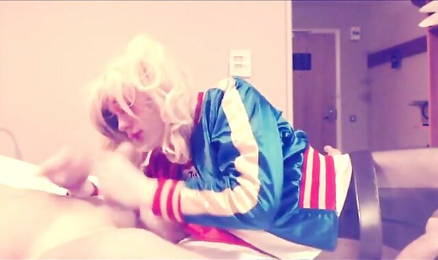 Harley Quinn Crossdresser Blowjob and Swallow