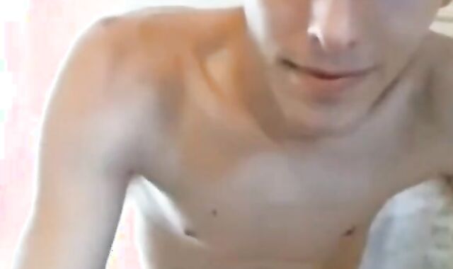 Cute Young Twink Shows Off on Webcam