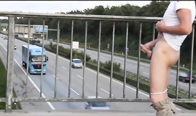 Outdoor Handjob for a Big-Cocked Hunk