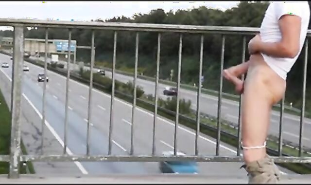 Outdoor Handjob for a Big-Cocked Hunk