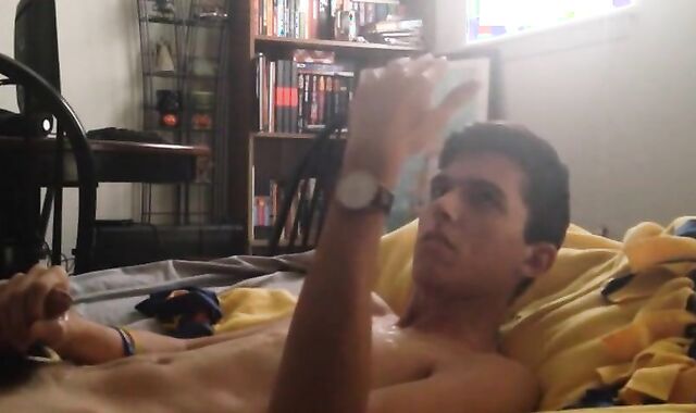 Big-Cocked Amateur Wankster Unleashes Huge Load