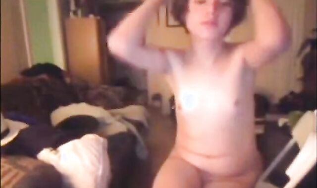 Crossdressing Twink on Webcam 2