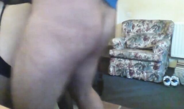 Hard Bareback Creampie for a Crossdresser