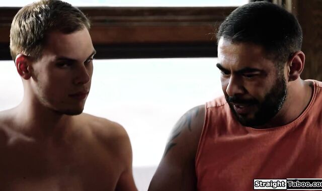 Wife facesits while husband sucks cock