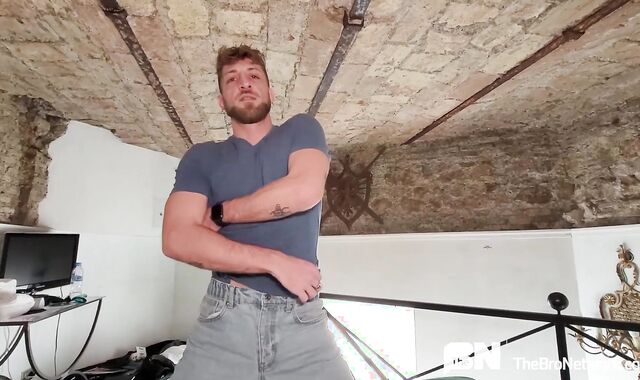 AmateurGayPOV:spycam Longing for Connection