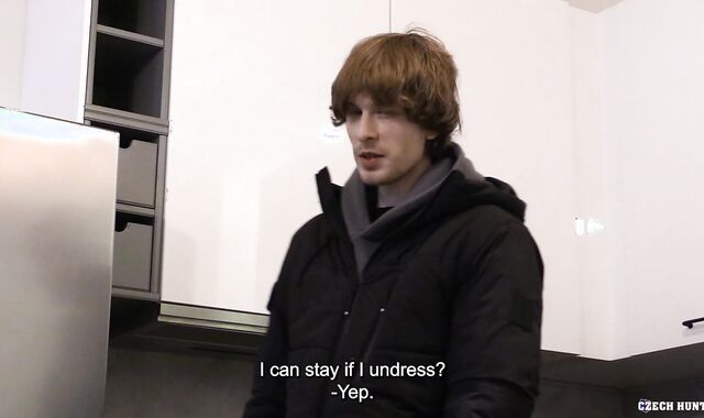 Czech Hunter:spycam Cheque for A Guest room:voyeur A Barred Deal