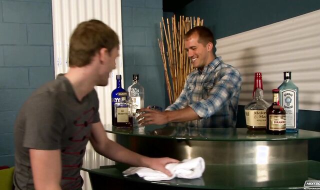 Next Door Mates:voyeur X-Rated Xmas with Xavier spycam&spycam Andy