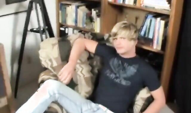 dirtyboysociety:voyeur Letting out Their Messy Secrets