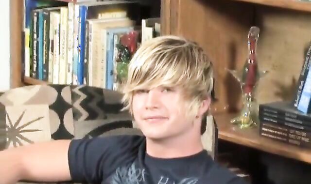 dirtyboysociety:voyeur Letting out Their Messy Secrets