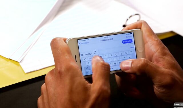 Next Door Mates:voyeur Lusty Lunchtime Craving