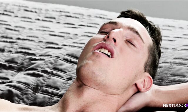 Next Door Humid:spycam Ash-blonde and Dark haired:voyeur A Filthy Blend