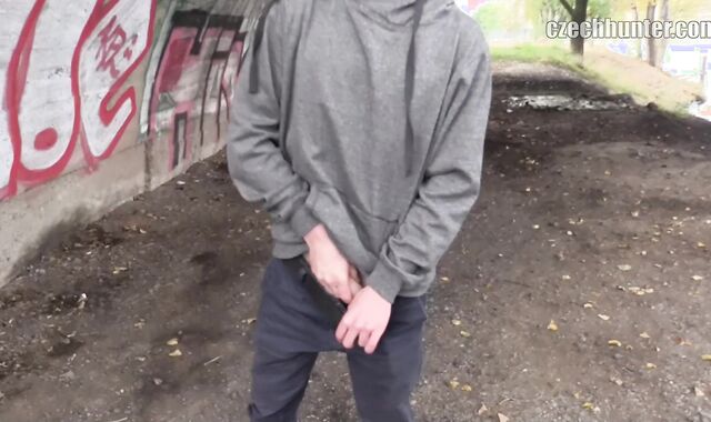 Czech Hunter:spycam Examining Holesovice for Youngster Treasures