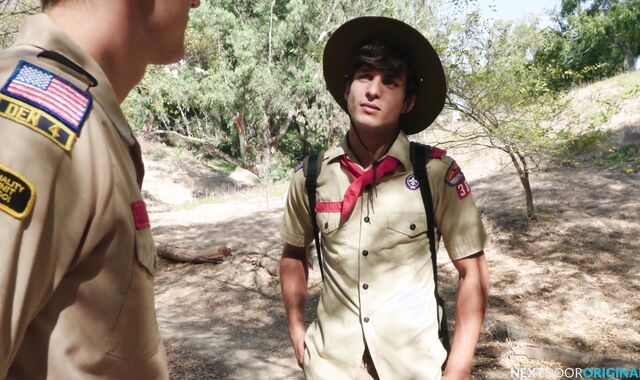 Next Door Originals:voyeur Black-haired Elliot's Dark Dreams