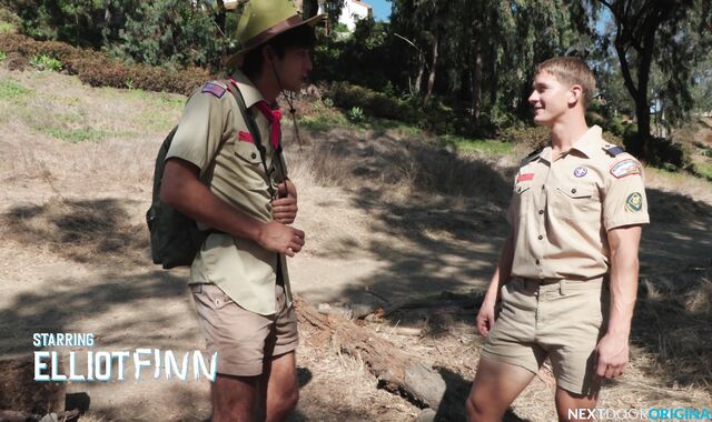 Next Door Originals:voyeur Black-haired Elliot's Dark Dreams