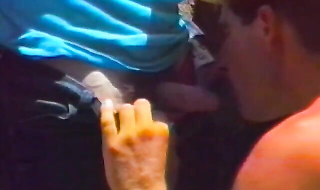 2 cowguys screw outside