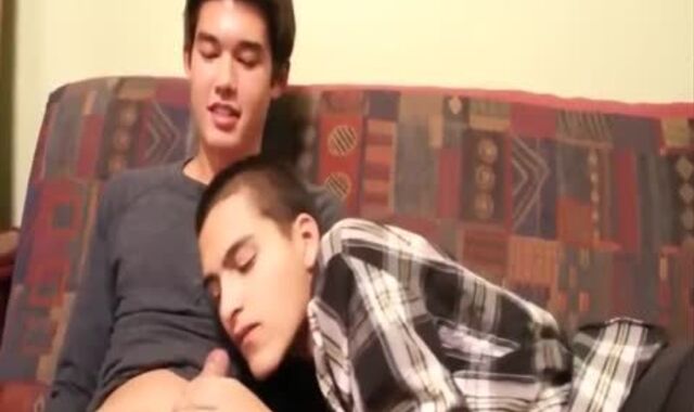 Asian man blowage-service cum shot