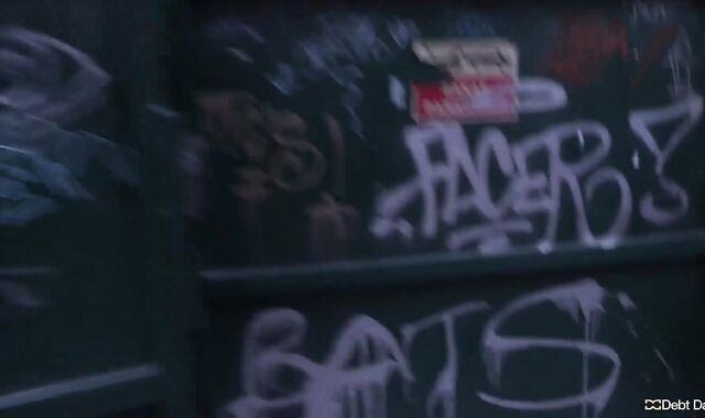 Debt Dandy:spycam A Pricey Affair for Art's Sake